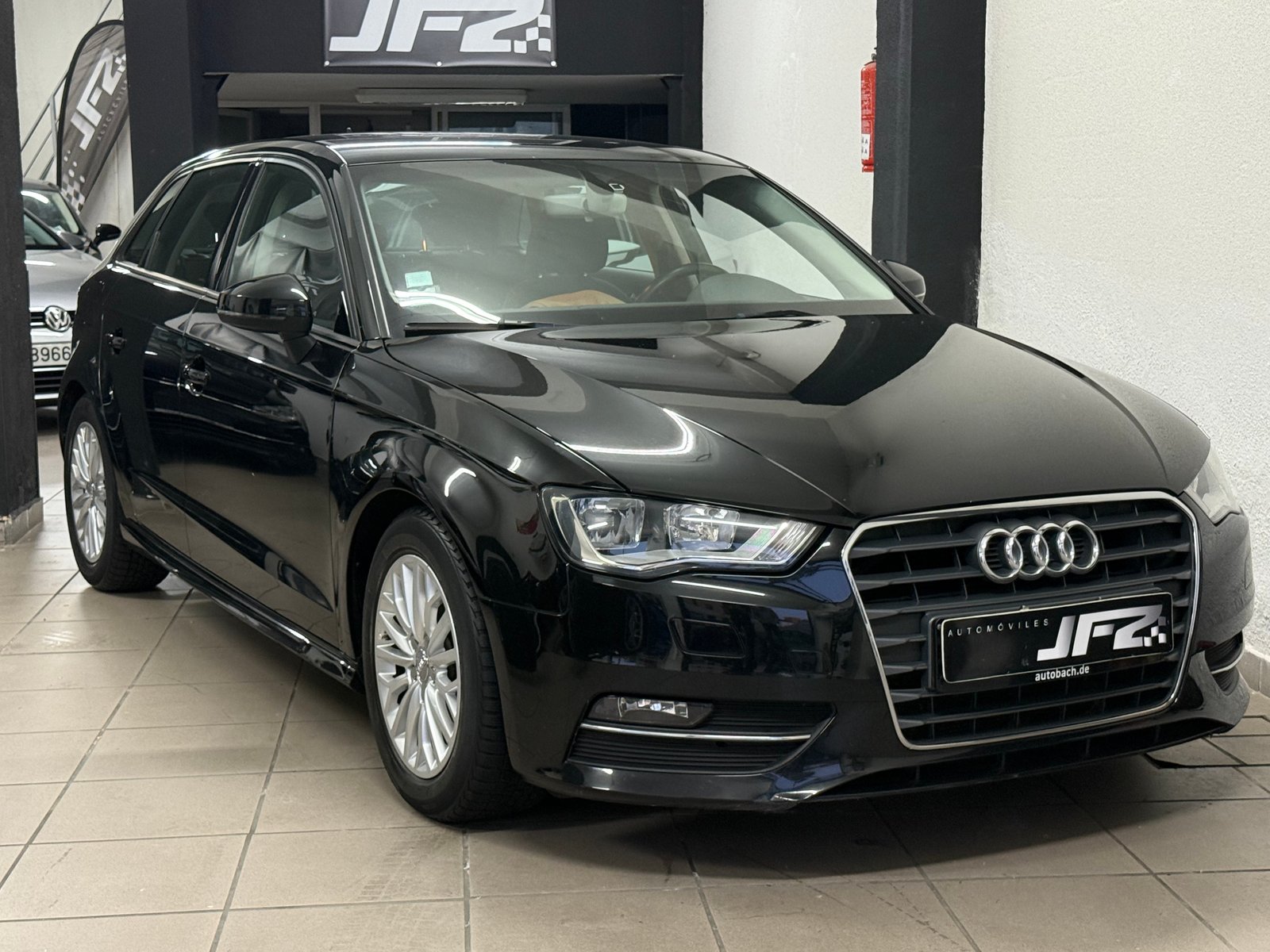 AUDI A3 1.6tdi atracción 