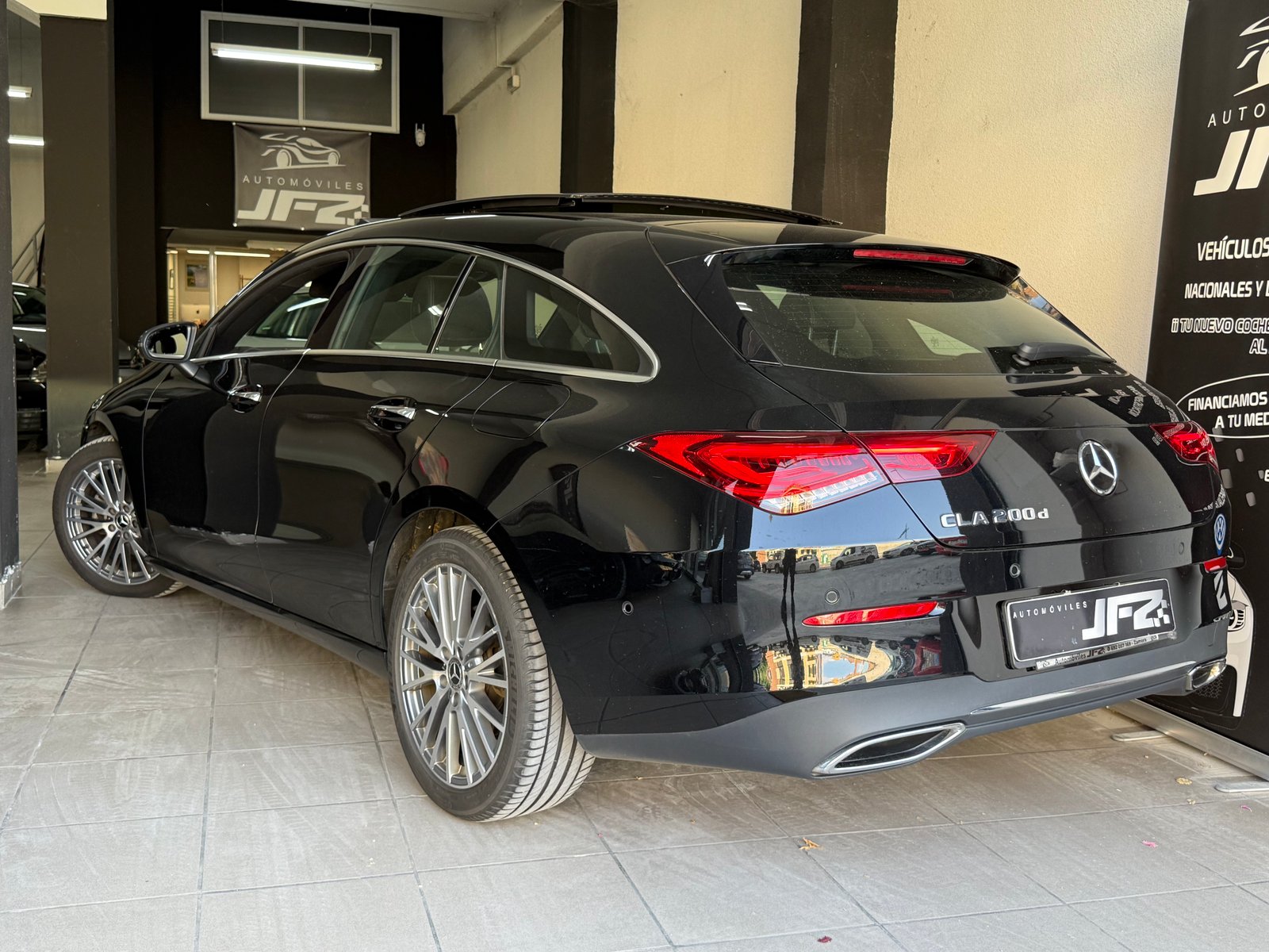MERCEDES-BENZ CLASE CLA 200d SHOOTING BRAKE