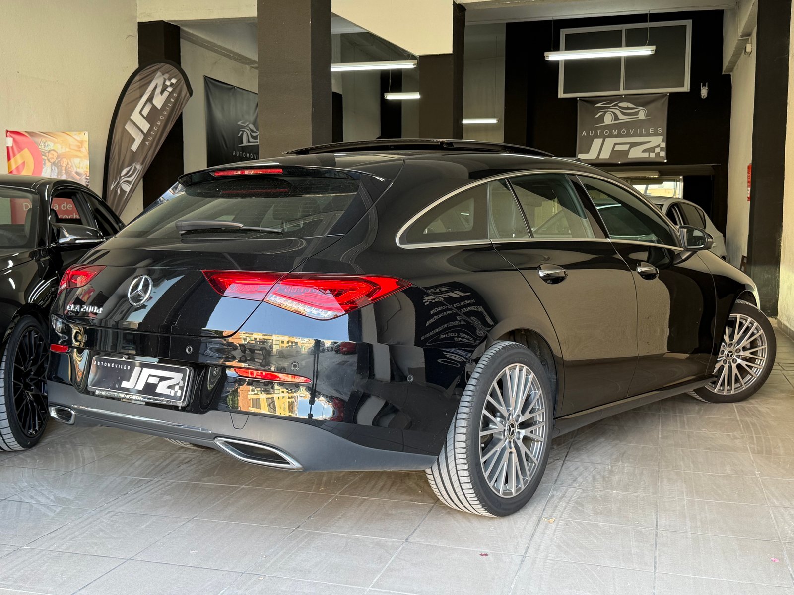 MERCEDES-BENZ CLASE CLA 200d SHOOTING BRAKE
