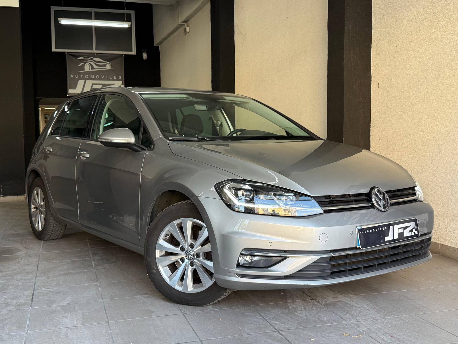 VOLKSWAGEN GOLF 7.5 1.6TDI