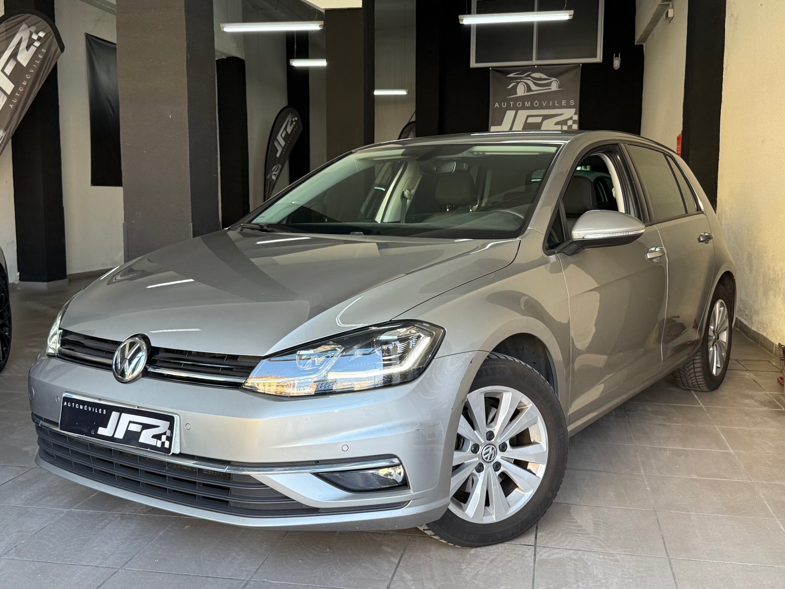 VOLKSWAGEN GOLF 7.5 1.6TDI