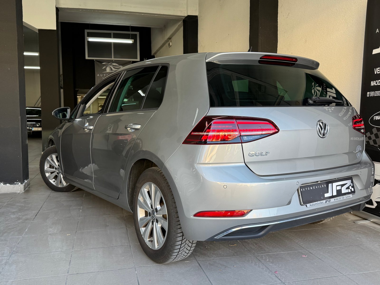 VOLKSWAGEN GOLF 7.5 1.6TDI