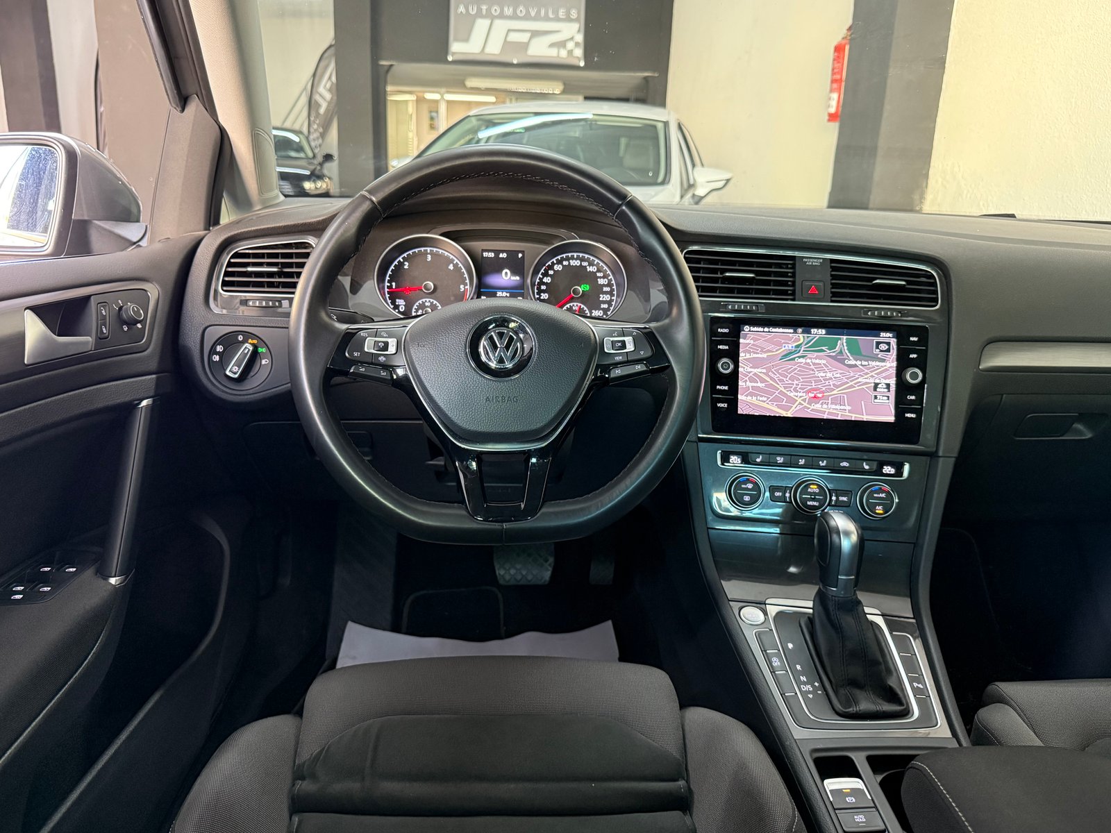 VOLKSWAGEN GOLF 7.5 1.6TDI