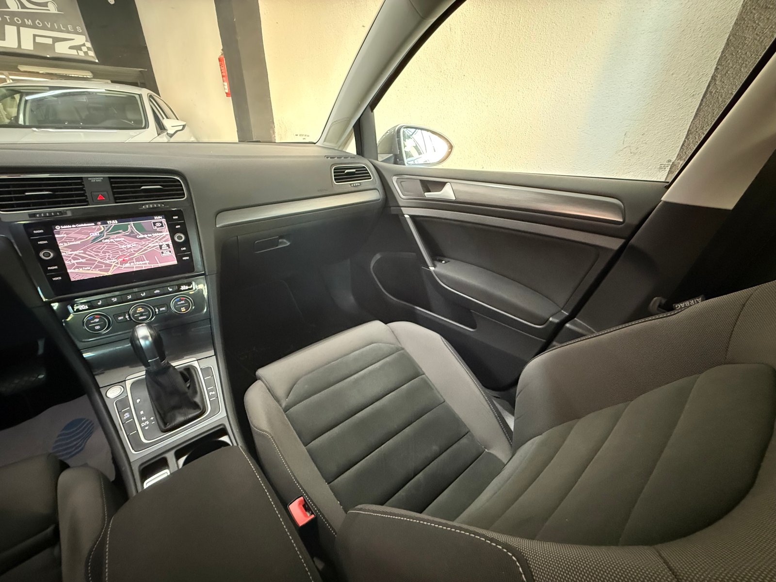 VOLKSWAGEN GOLF 7.5 1.6TDI