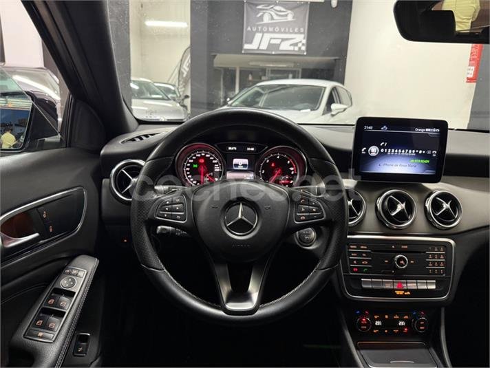 MERCEDES-BENZ Clase GLA 200 d