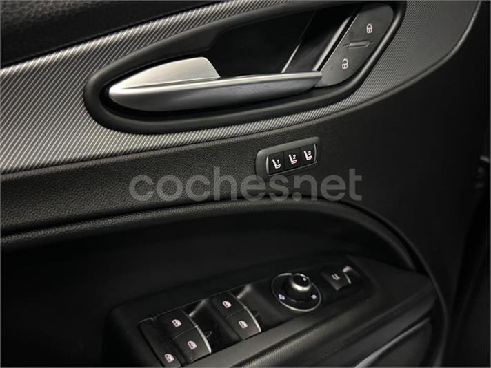 ALFA ROMEO Stelvio 2.2 Diesel Super RWD