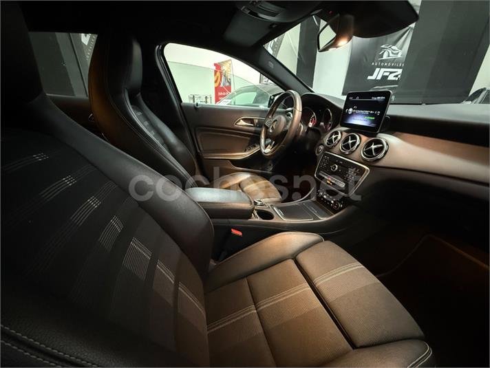 MERCEDES-BENZ Clase GLA 200 d