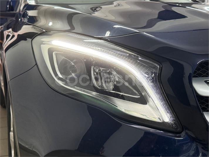 MERCEDES-BENZ Clase GLA 200 d