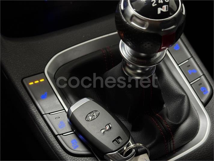 HYUNDAI i30 2.0 TGDI N Performance Fastback