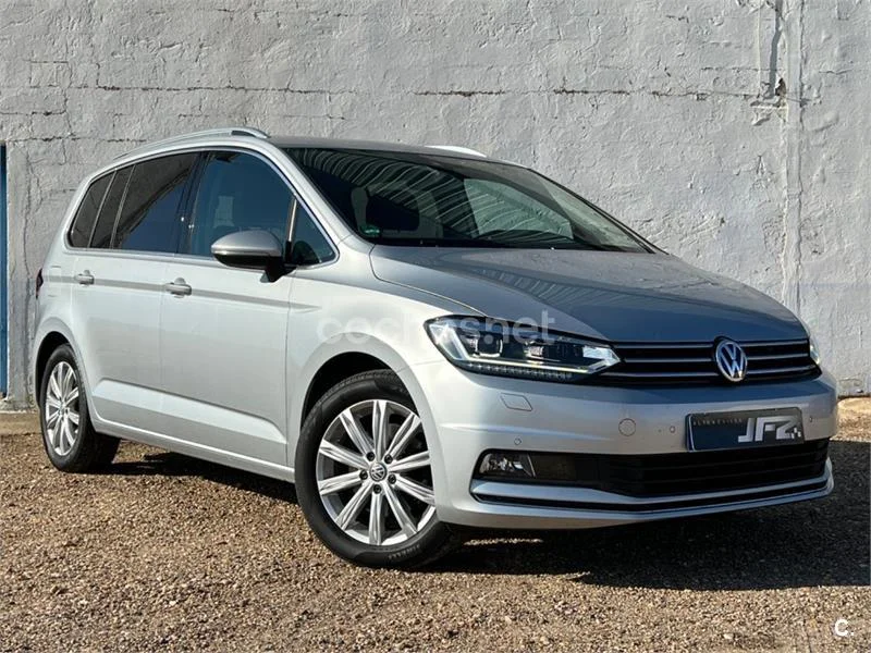 VOLKSWAGEN TOURAN SPORT 2.0 TDI DSG