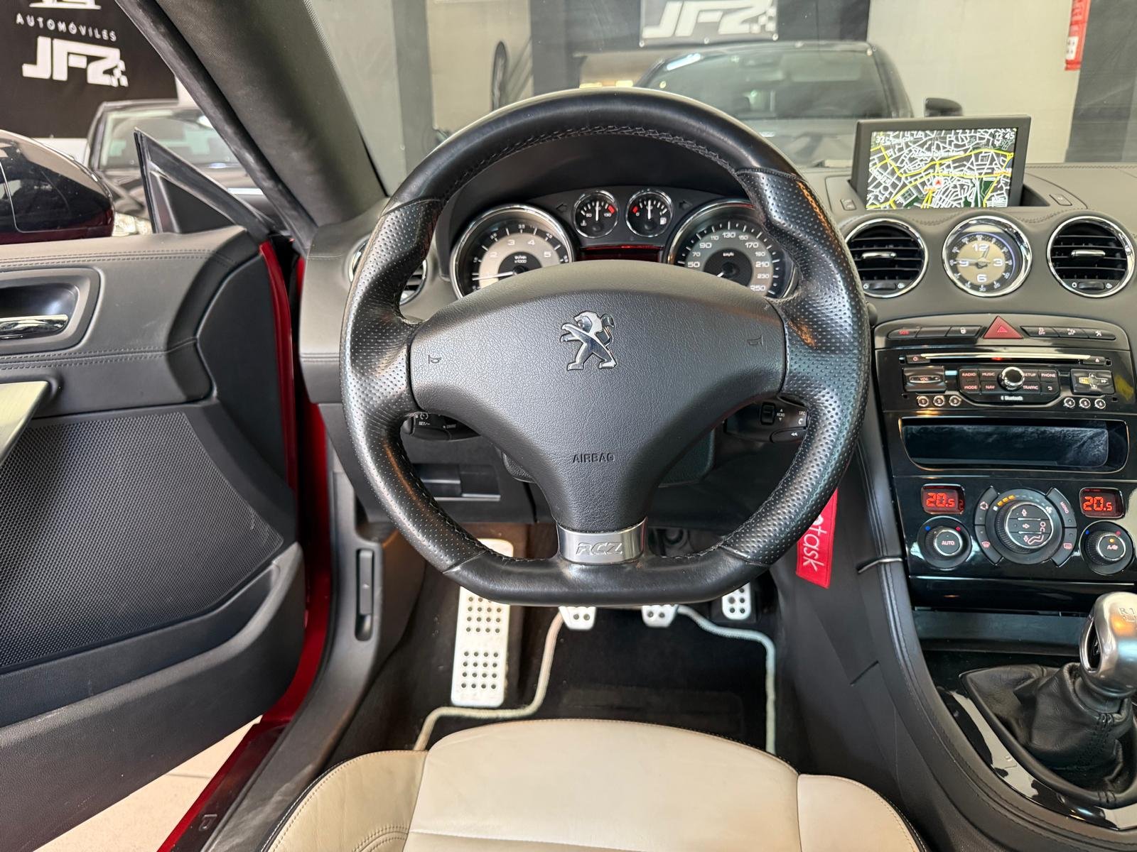 PEUGEOT RCZ 1.6 THP 200