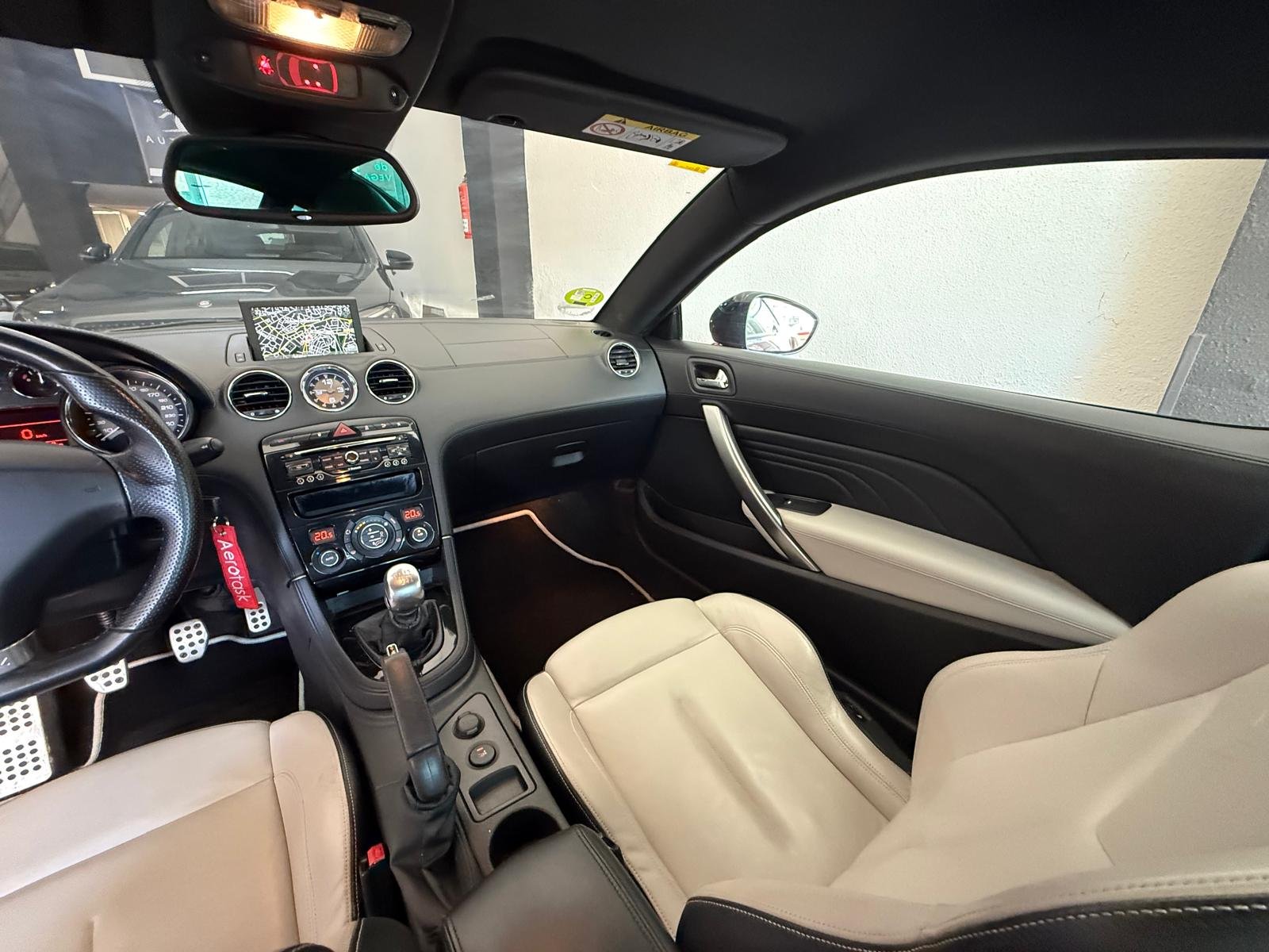 PEUGEOT RCZ 1.6 THP 200