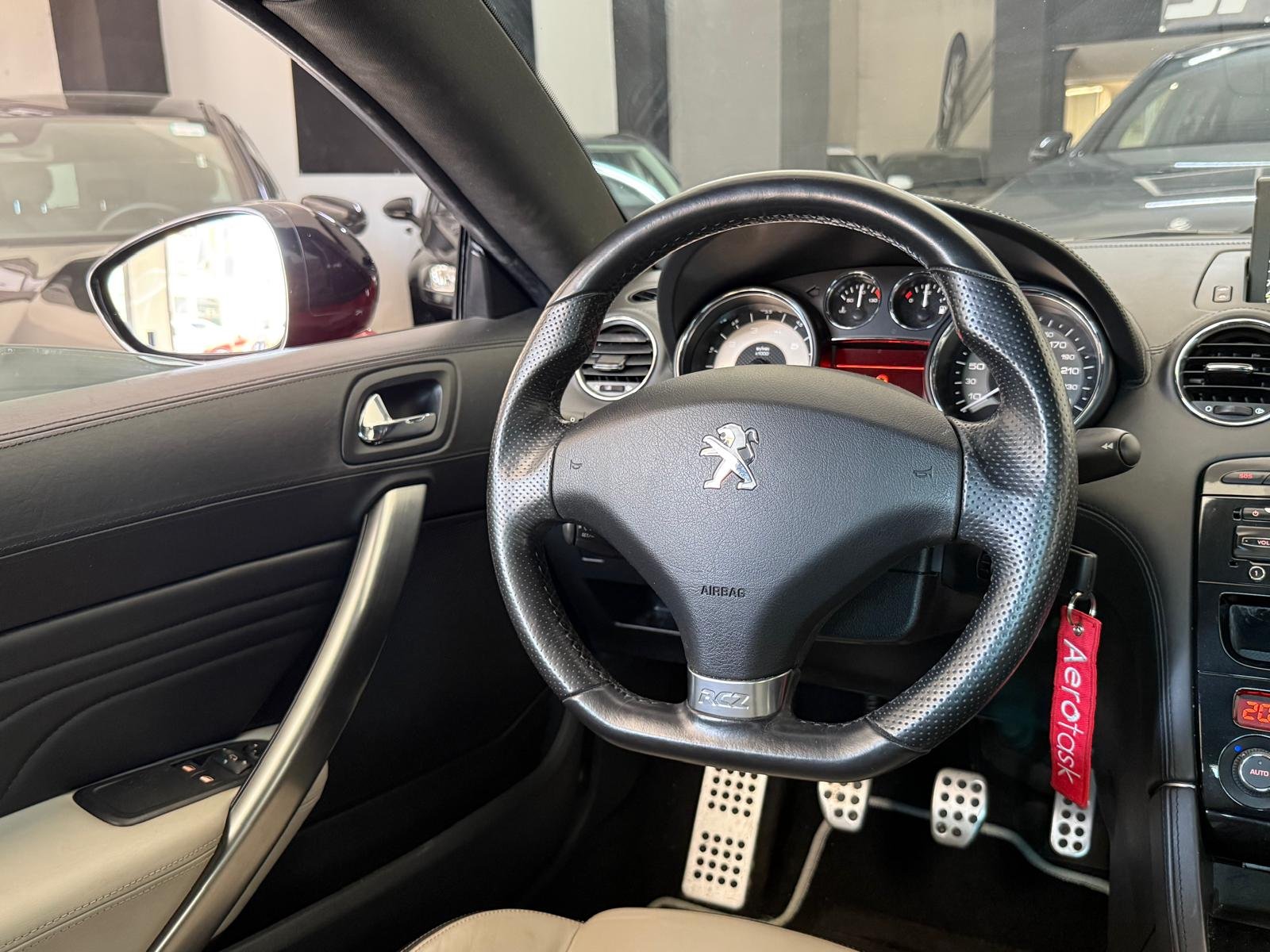 PEUGEOT RCZ 1.6 THP 200