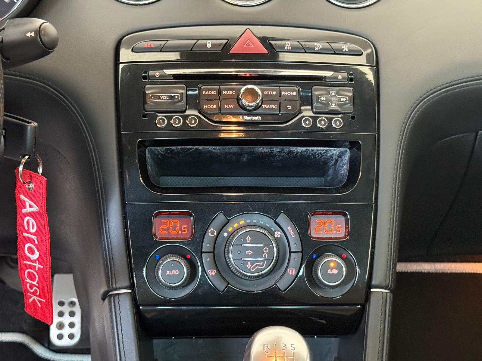 PEUGEOT RCZ 1.6 THP 200