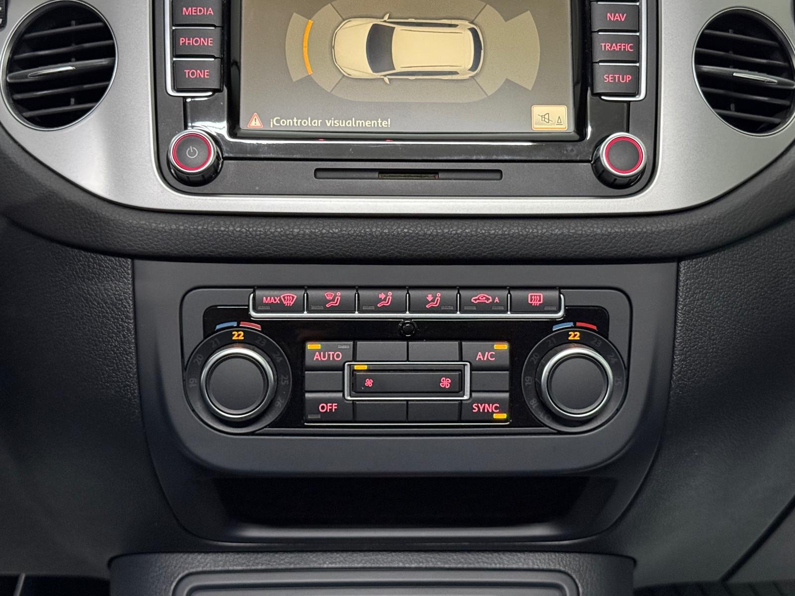 VOLKSWAGEN TIGUAN 2.0TDI 