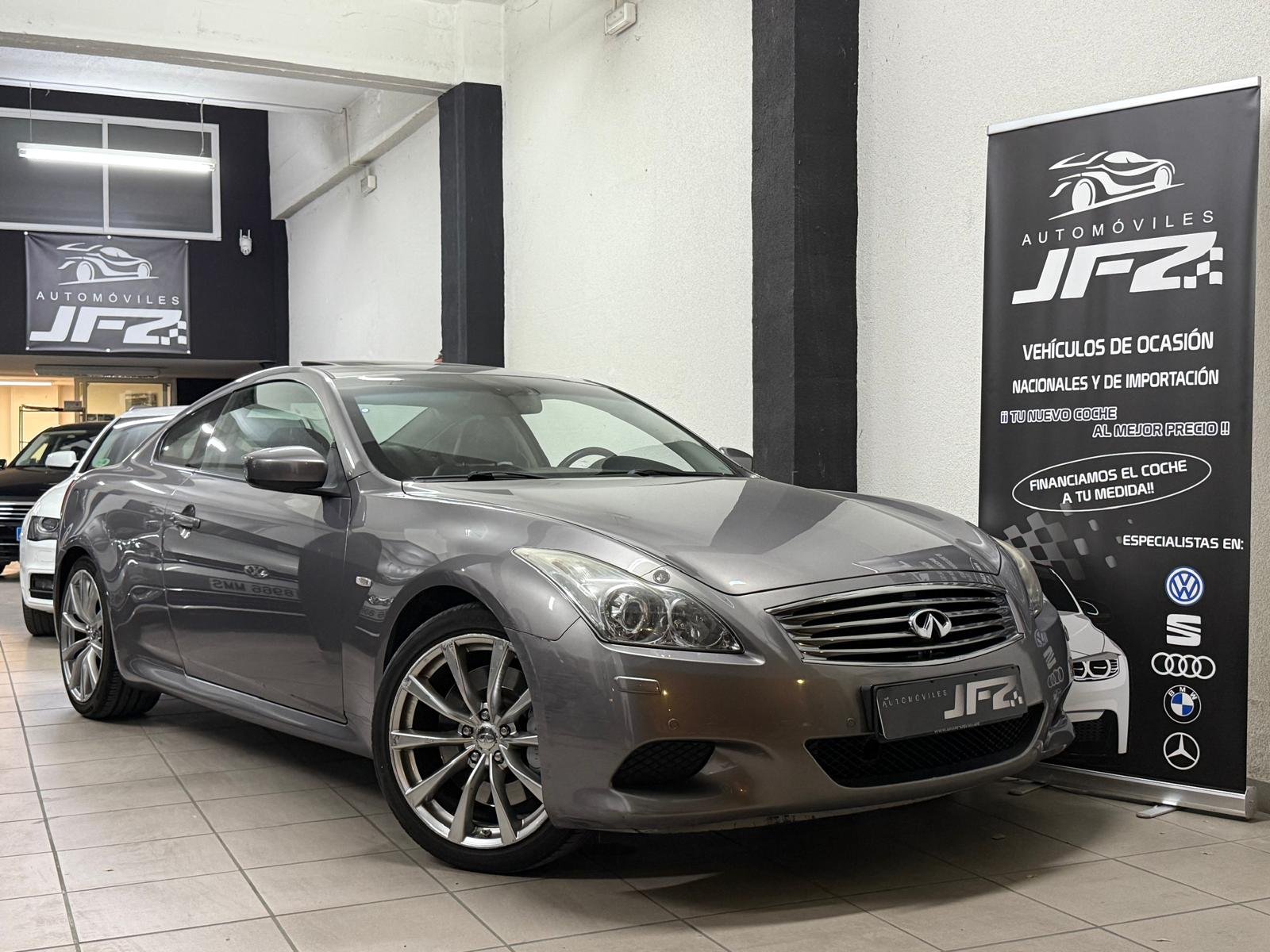 INFINITI G37 3.7