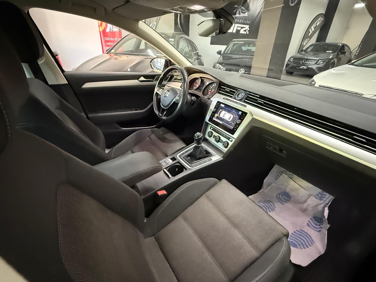VOLKSWAGEN PASSAT 2.0tdi