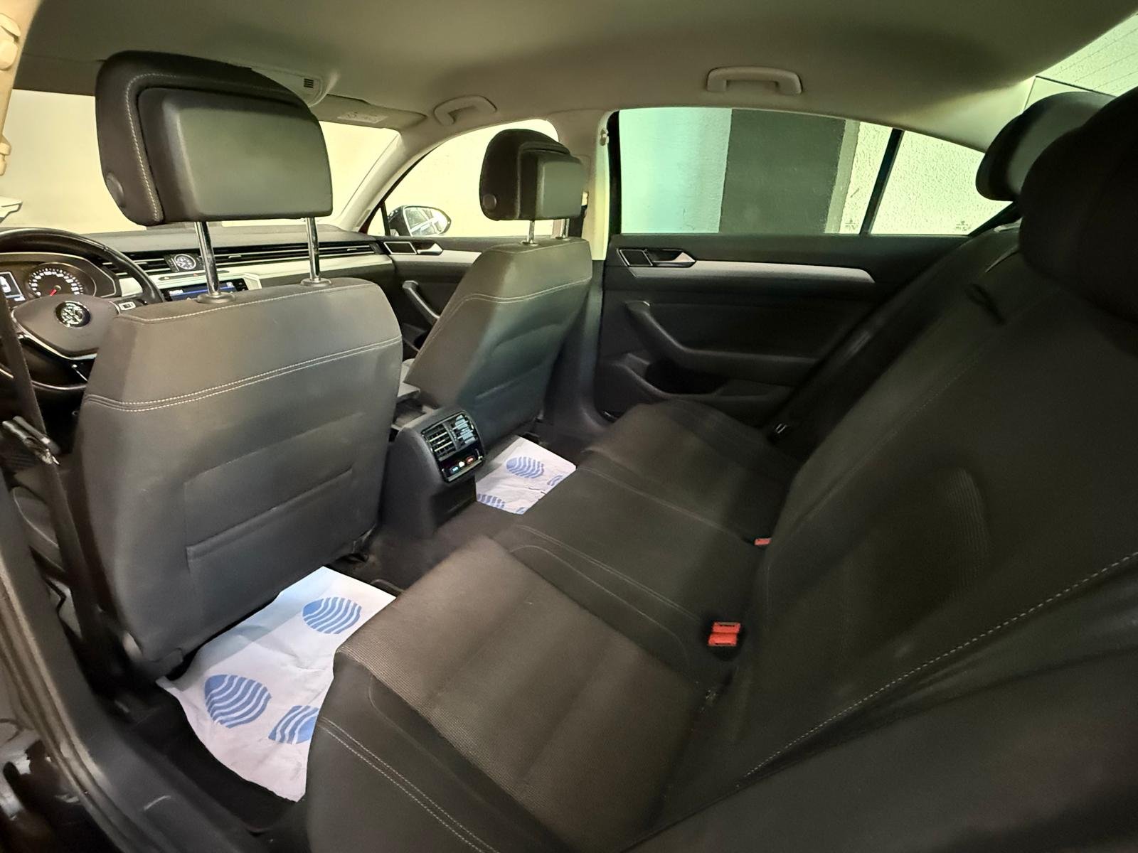 VOLKSWAGEN PASSAT 2.0tdi