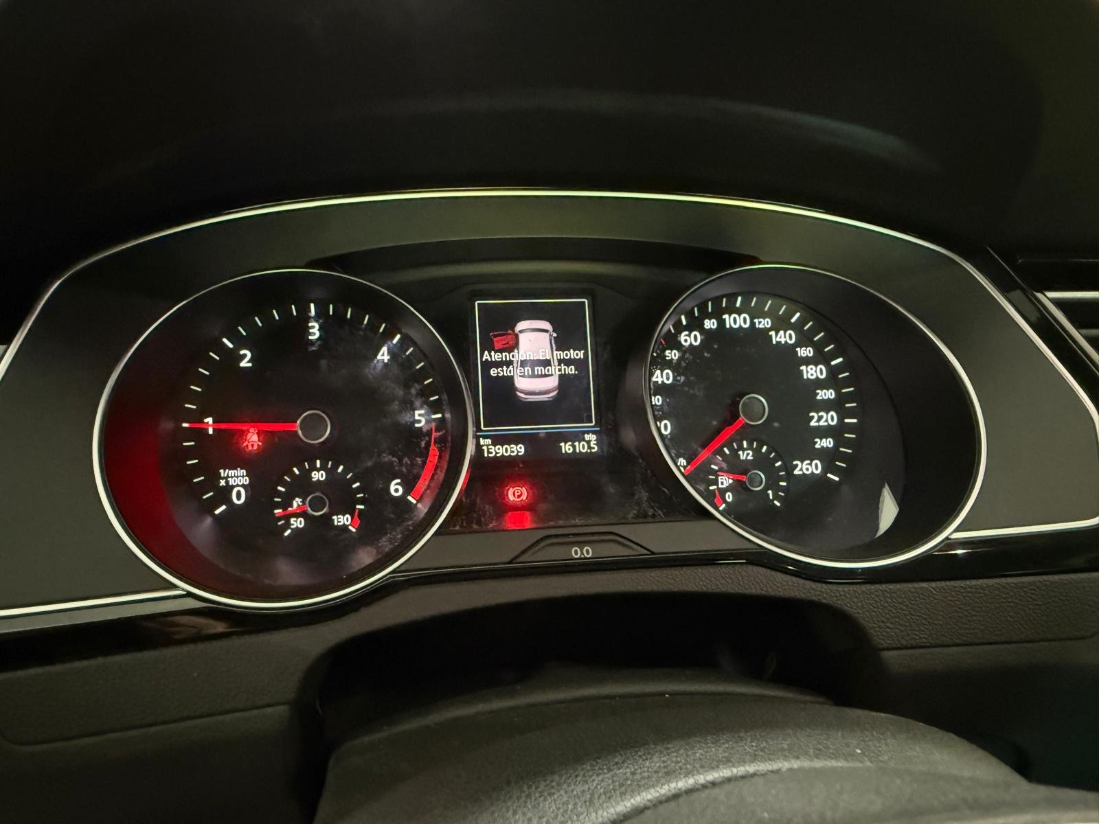 VOLKSWAGEN PASSAT 2.0tdi