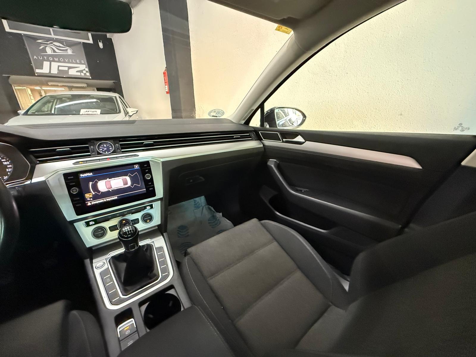 VOLKSWAGEN PASSAT 2.0tdi