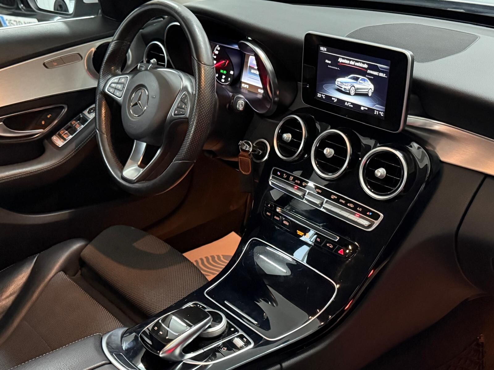 MERCEDES-BENZ CLASE C C180