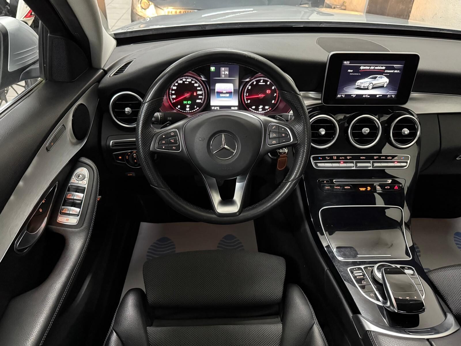 MERCEDES-BENZ CLASE C C180