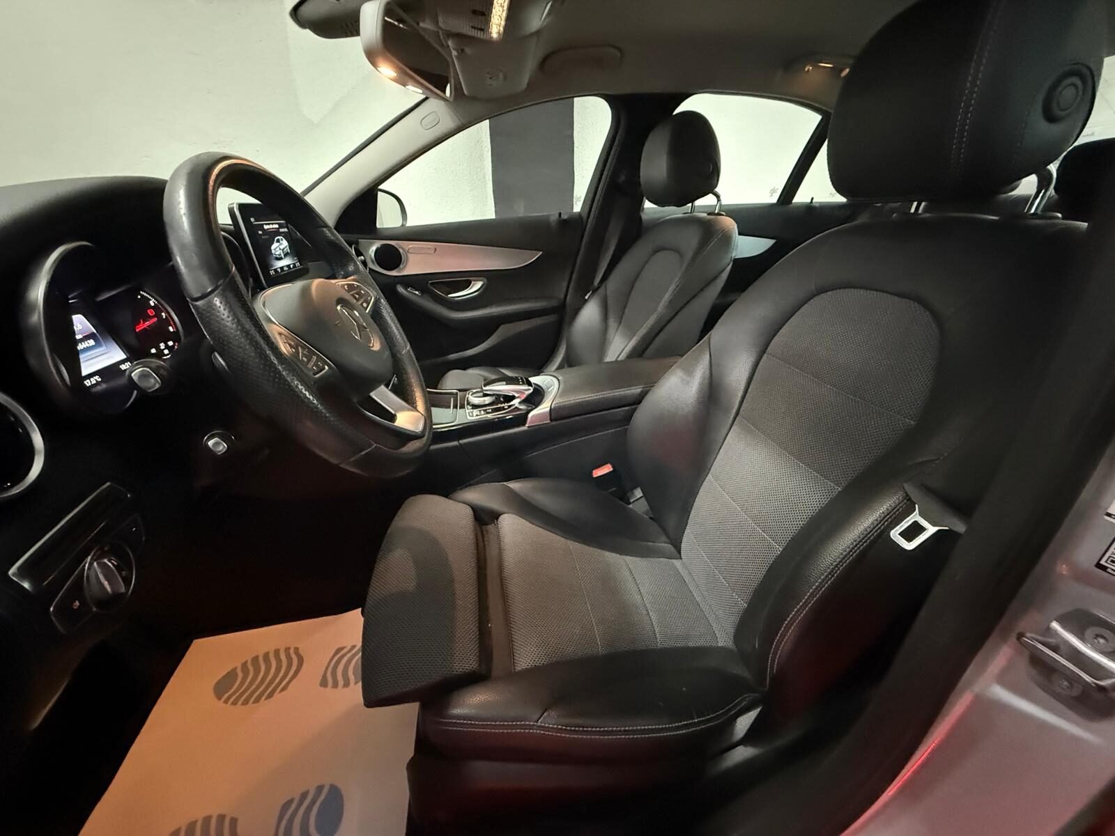 MERCEDES-BENZ CLASE C C180