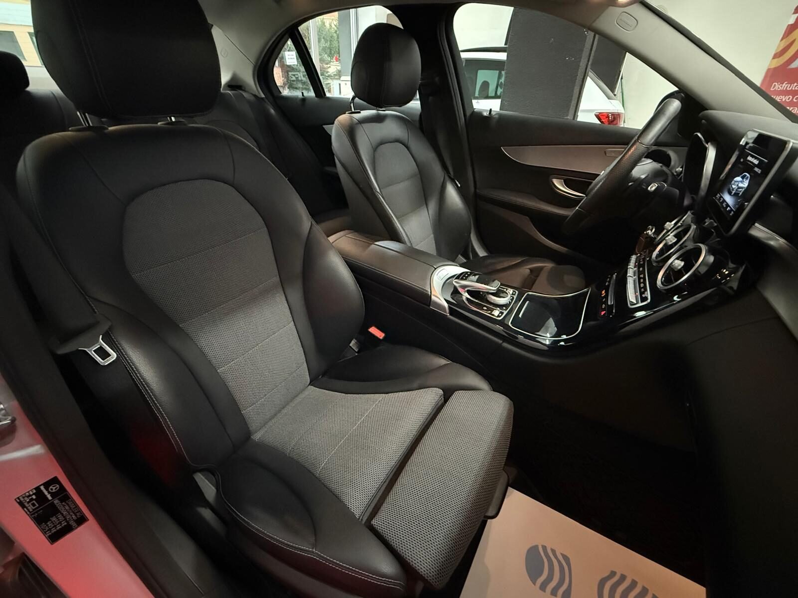 MERCEDES-BENZ CLASE C C180