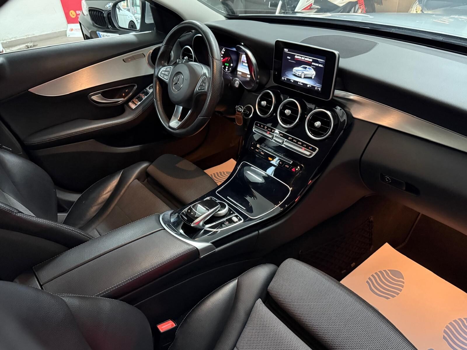 MERCEDES-BENZ CLASE C C180