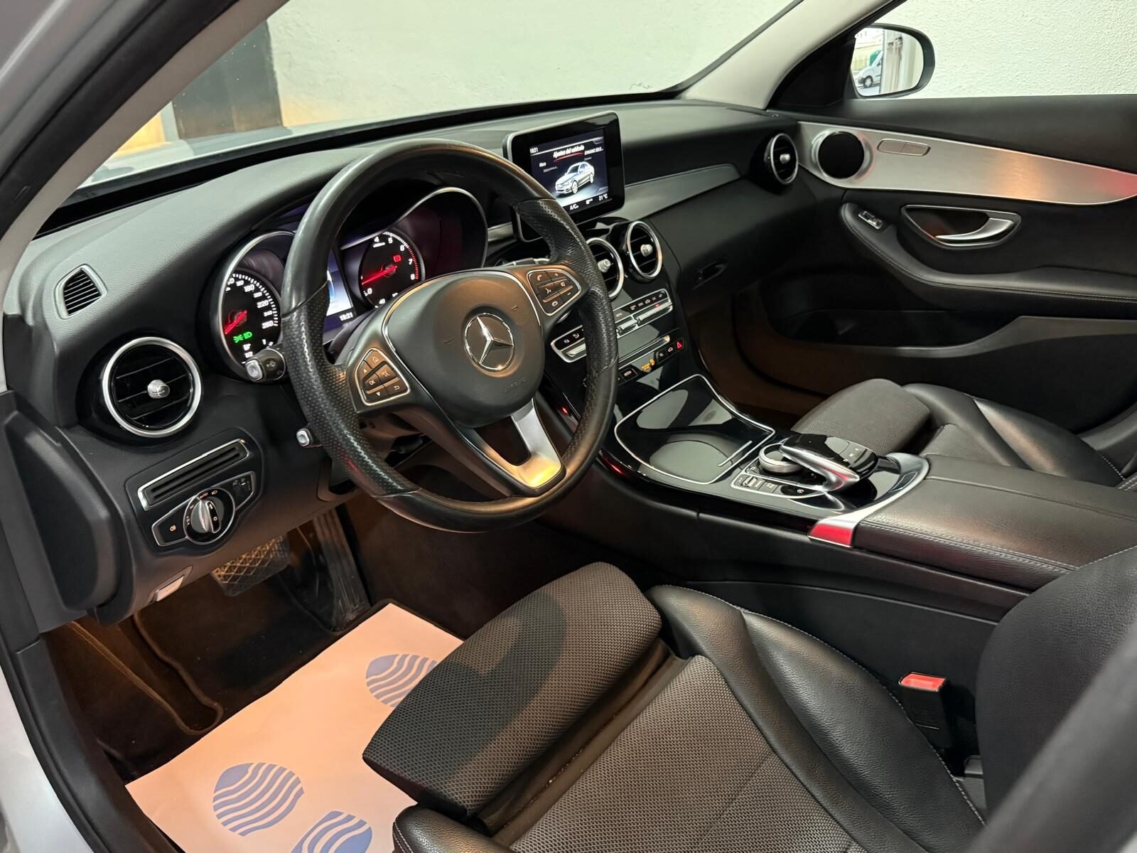 MERCEDES-BENZ CLASE C C180