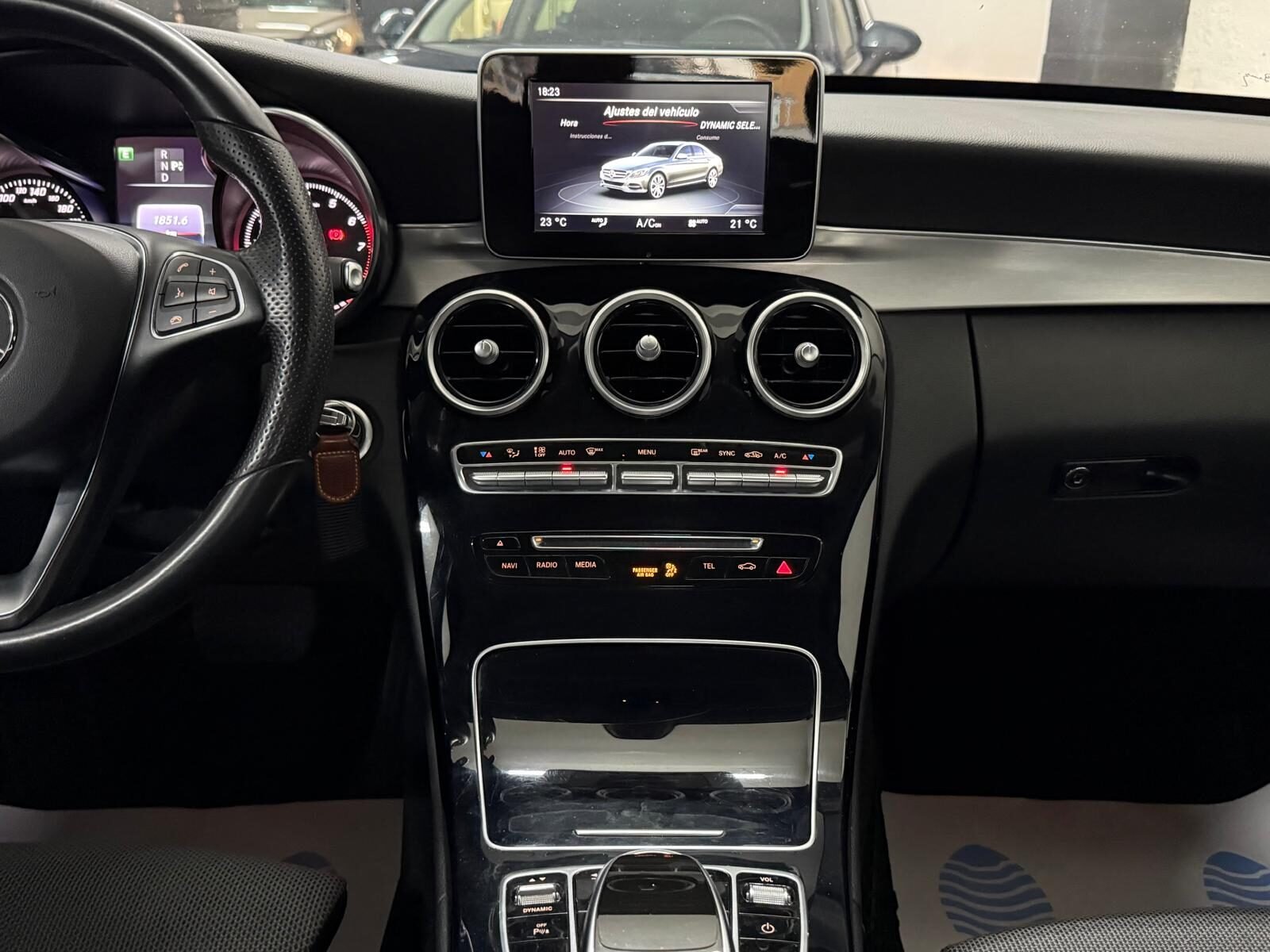 MERCEDES-BENZ CLASE C C180