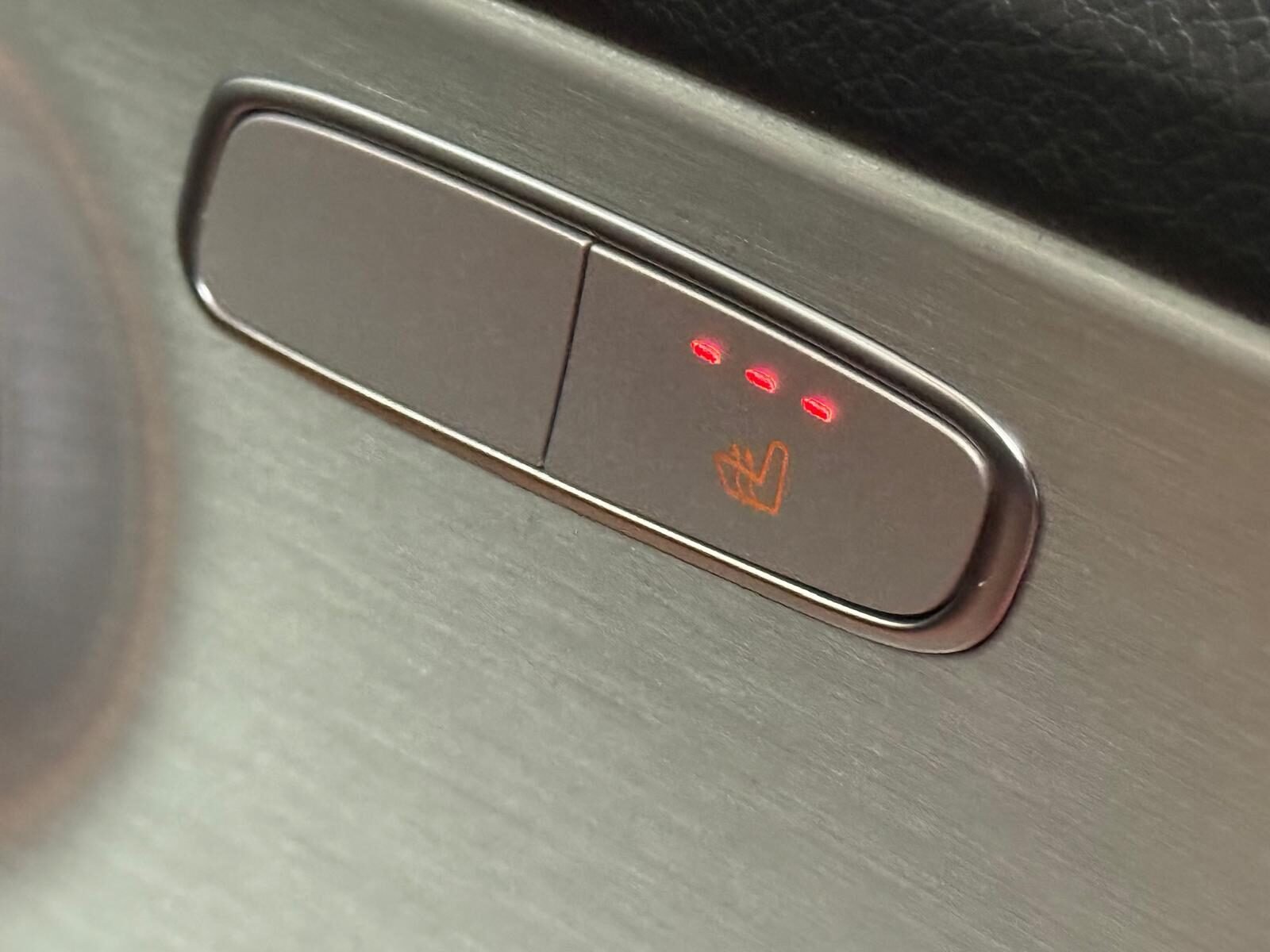 MERCEDES-BENZ CLASE C C180