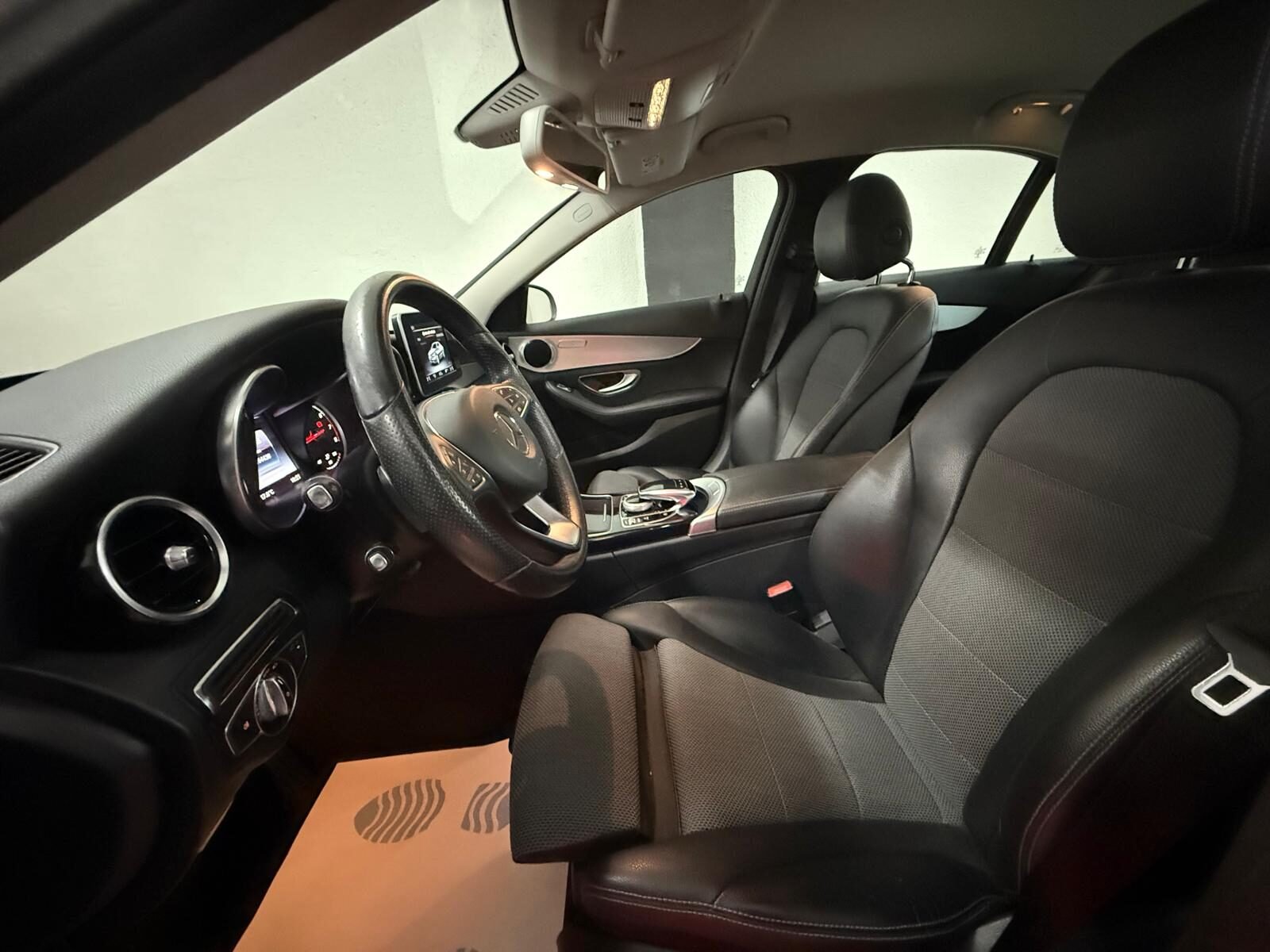 MERCEDES-BENZ CLASE C C180