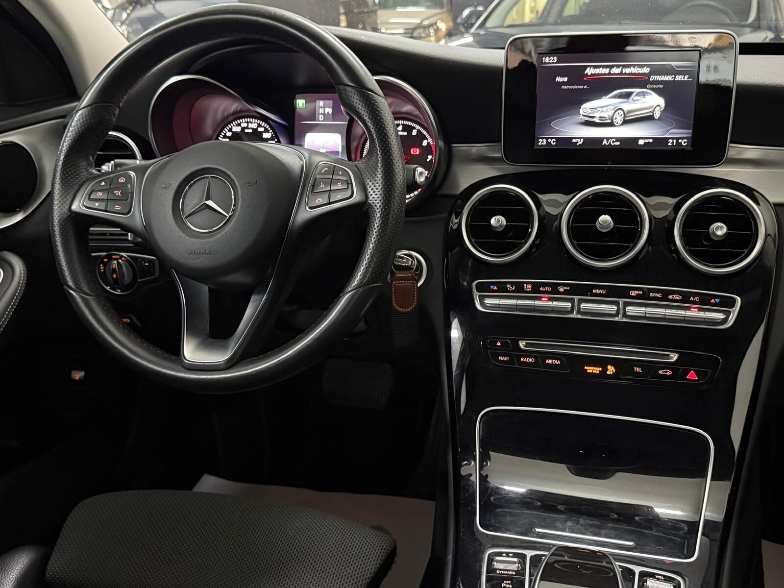 MERCEDES-BENZ CLASE C C180