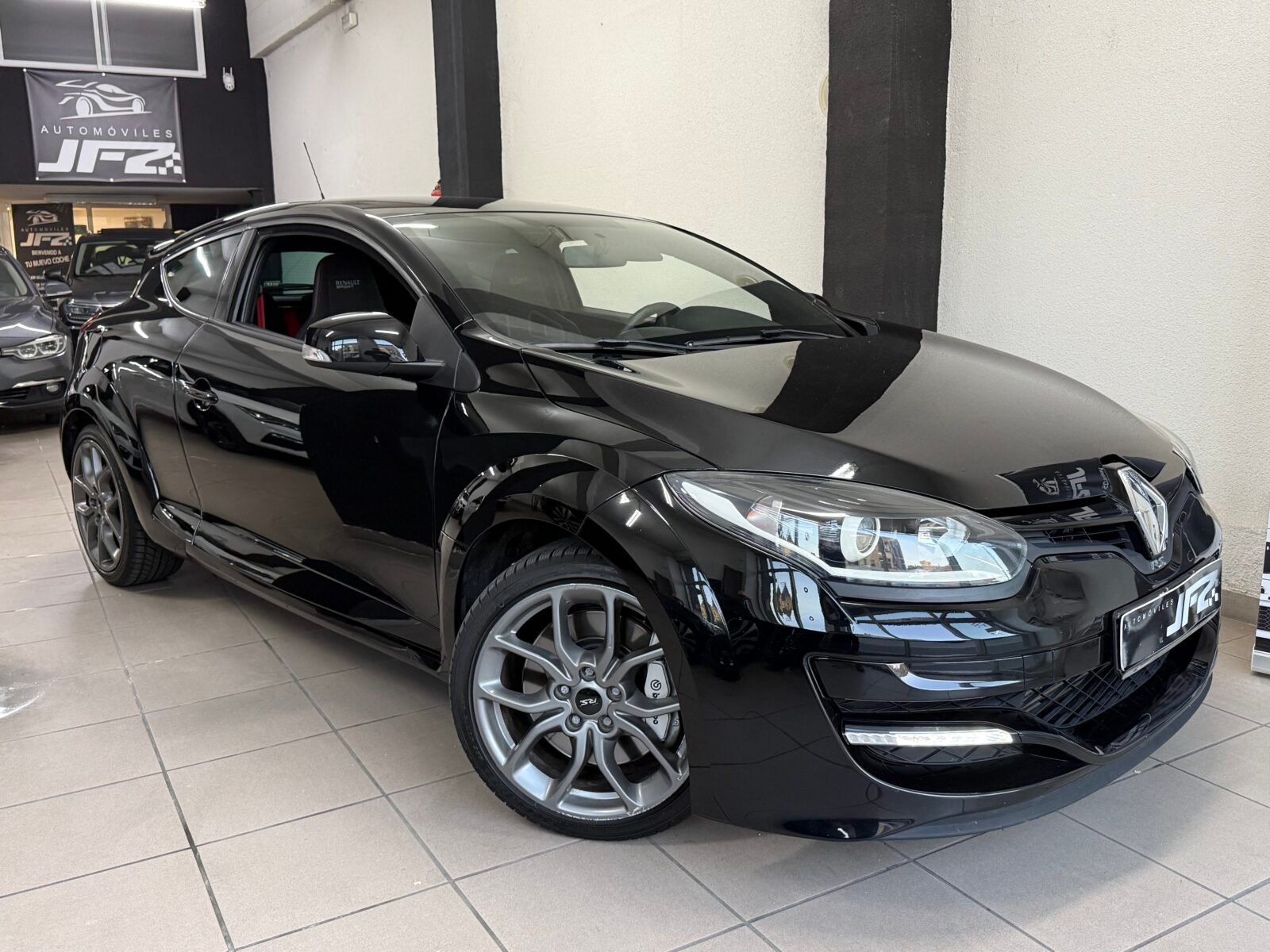 RENAULT Megane RS 265