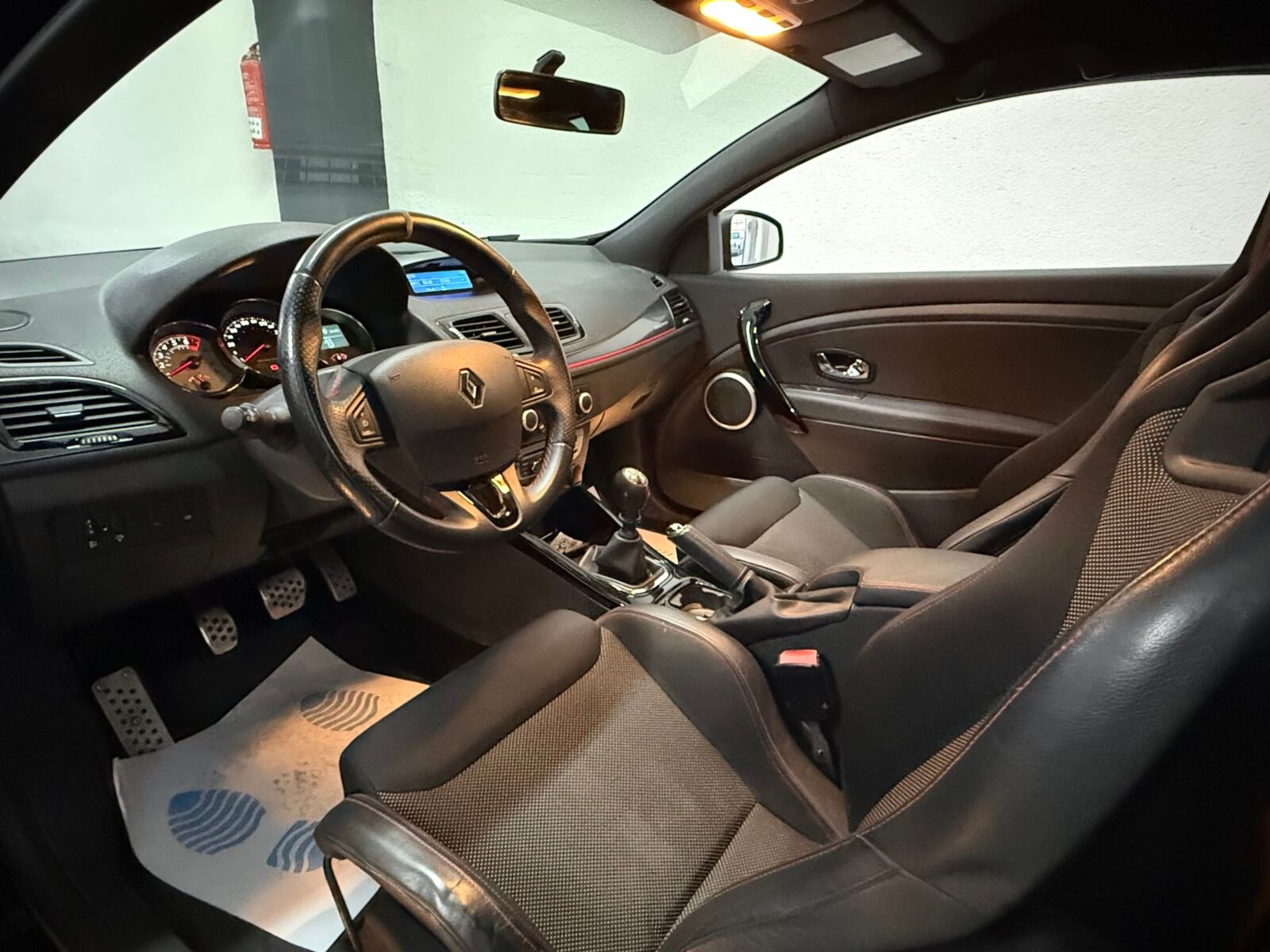 RENAULT Megane RS 265