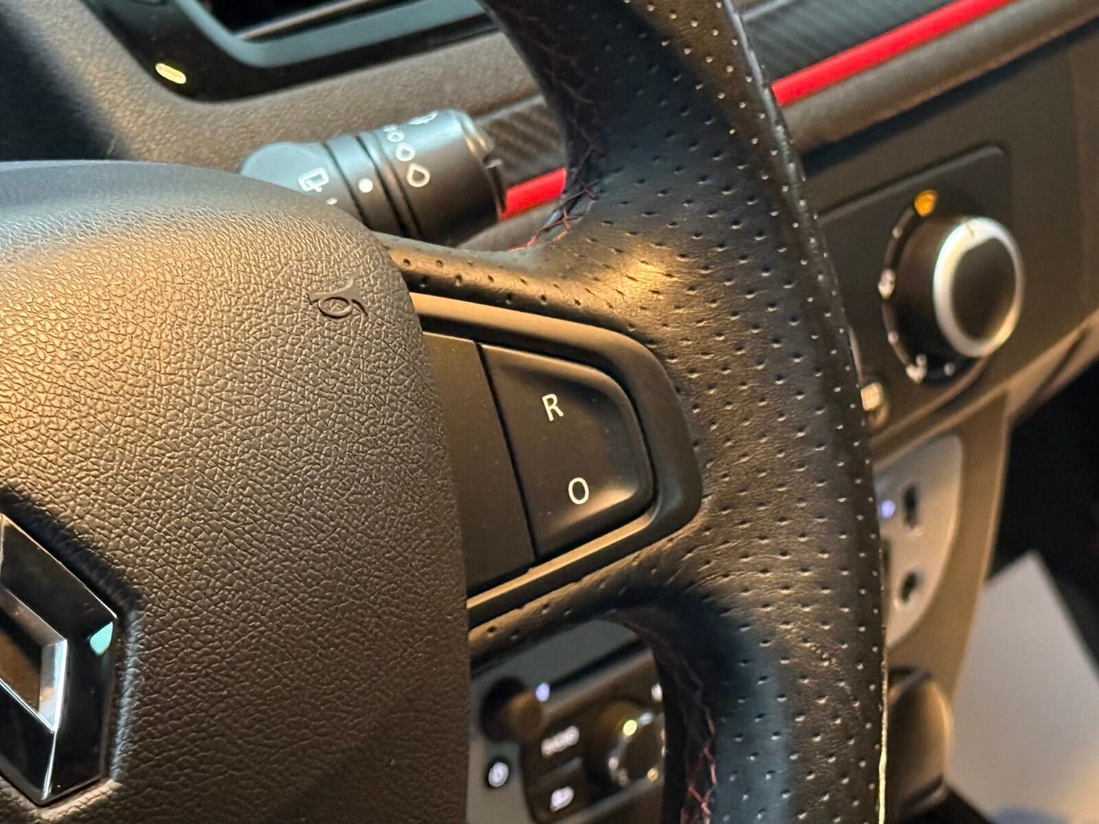 RENAULT Megane RS 265